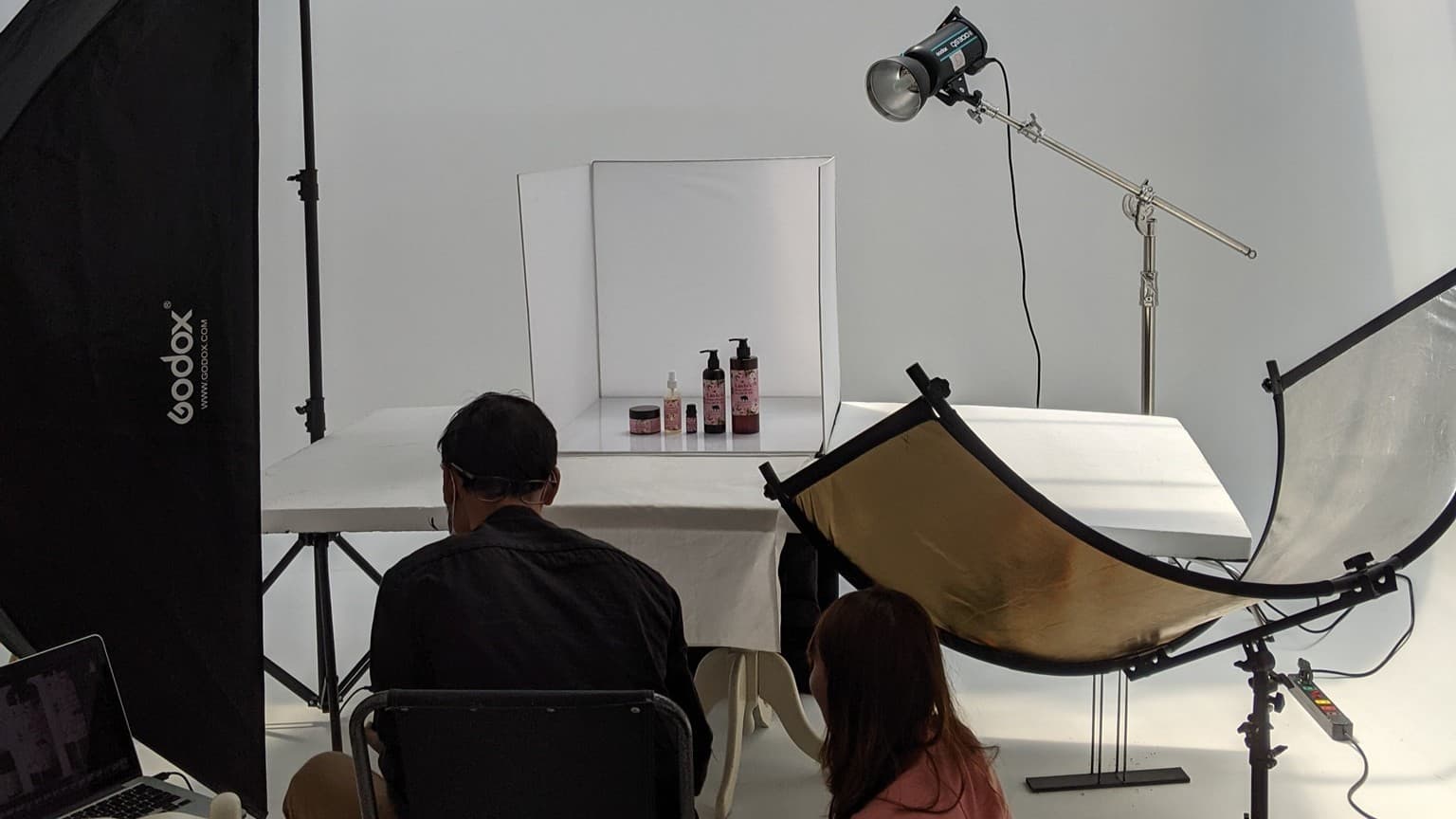 Vẻ Đẹp Tinh Khiết